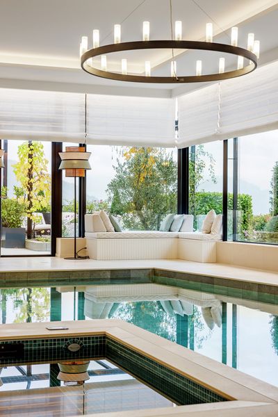 Laskosverhojärjestelmät, SG 2360, Colorama 2, Villa at the lake, Lucerne, Switzerland