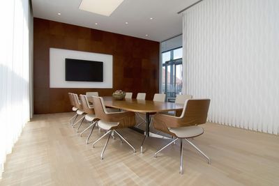 Lamelliverhojärjestelmät, SG 2900, Multi Visio, room shot ""Office Gehrke econ in the Torhaus", Hannover, Germany, Vertical Waves